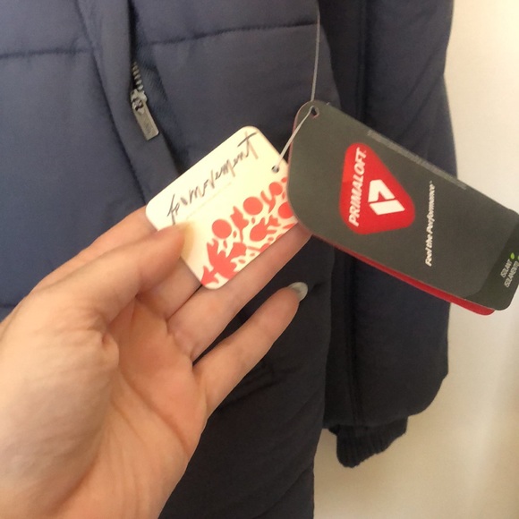 *NWT* FREE PEOPLE MOVEMENT COAT ❄️🌲 - Picture 5 of 7